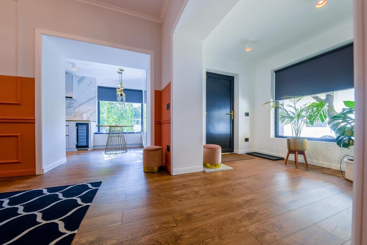 Designer Apartment In The City Center كلوج-نابوكا المظهر الخارجي الصورة